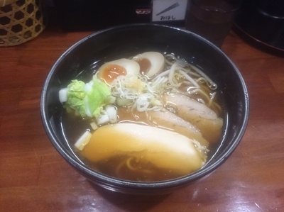 「追鰹醤油しろ八スープ増し」@旬麺しろ八の写真