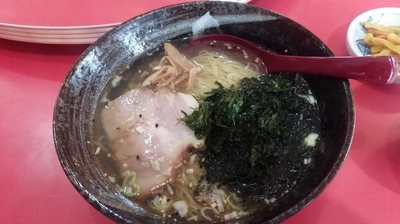 「天然塩ラーメン」@中国料理 一品香の写真