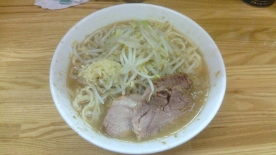 「小ラーメン ニンニク 700円」@ラーメン二郎 赤羽店の写真