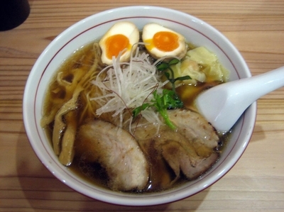 「くろおびラーメン（醤油）1000円」@利尻昆布ラーメン くろおびの写真