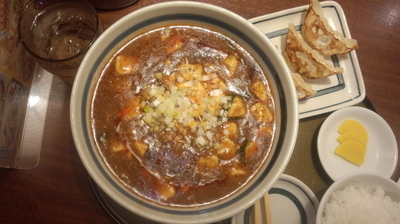 「全とろ麻婆麺＋ライス、餃子3個セット」@三宝亭 与野本町店の写真