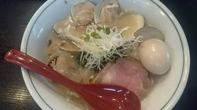 「貝だし味玉塩ラーメン」@雨ニモマケズの写真