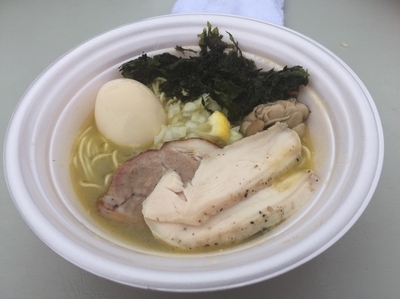 「【むじゃき＆龍介】濃厚牡蠣鶏そば＋特製トッピング」@水戸のラーメンまつりの写真