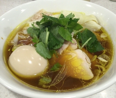 「限定 鶏のみでつくった「The 鶏そば」特製 1250円」@ラーメン星印の写真