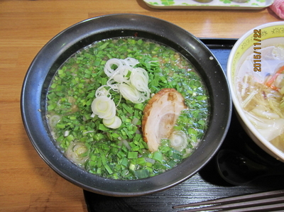 「ニラ味噌ラーメン　６４０円」@道の駅もてぎ 十石屋の写真
