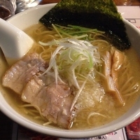 駿河塩そば(細麺･ニンニク)850円