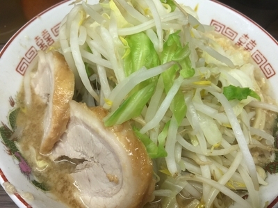 「小ラーメン＋ヤサイ＋ニンニク」@ラーメン二郎 横浜関内店の写真