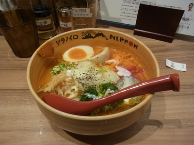 「特製ベジソバ 1100円」@ソラノイロ NIPPONの写真