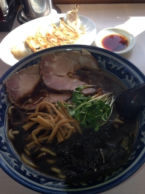 「黒醤油 太麺」@あぢとみ食堂の写真