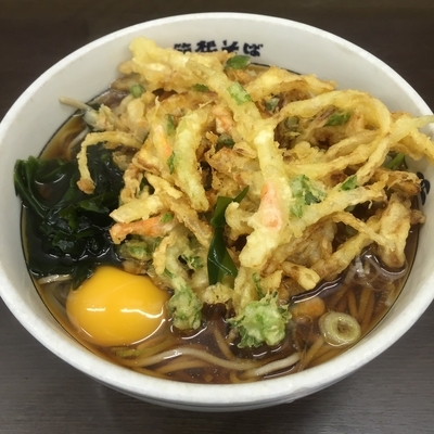 「朝そば（￥310）＋かき揚げ（クーポン）」@名代 箱根そば 田町店の写真