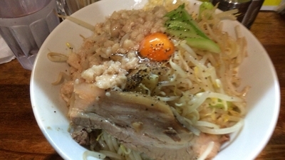 「まぜそば 塩 並 全マシ ¥700」@麺処 MAZERUの写真