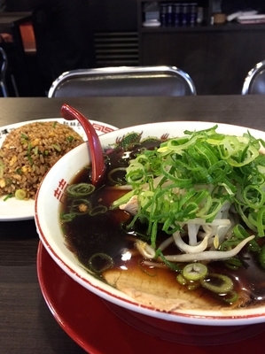 「中華そば（並）＋焼めし（小）」@新福菜館 秋葉原店の写真