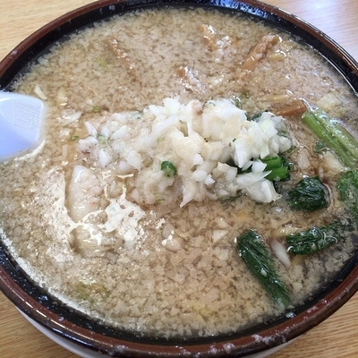 「中華　太麺　少なめ　多油　570円」@大むら食堂の写真