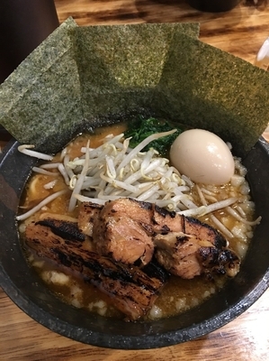 「豚火ラーメン全部のせ」@らぁめん・つけめん 豚火の写真