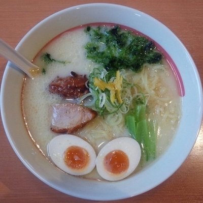 「期間限定鶏白湯らーめん637円大盛無料・ゆず入り」@幸楽苑 米沢店の写真