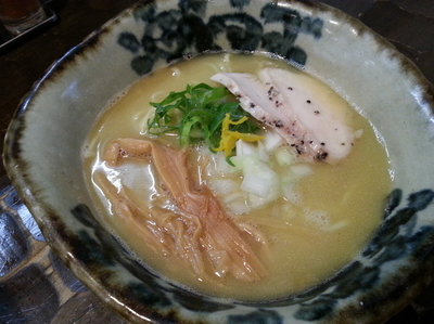 「純鶏そば750円」@特級鶏蕎麦 龍介の写真