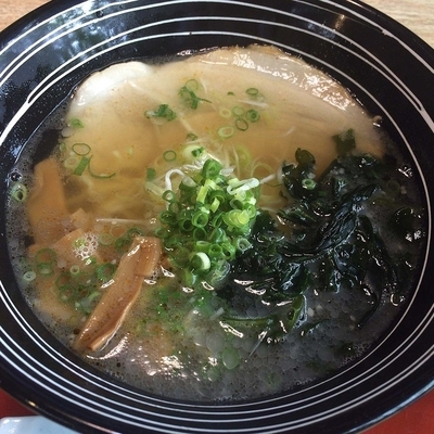 「Bランチ（あじせん塩ラーメン・おまかせ寿司３貫）　853円」@あじせん楓亭の写真