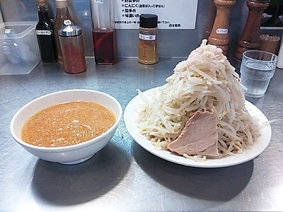 「つけめん（野菜増し、脂多め）」@らーめん大 本郷店の写真