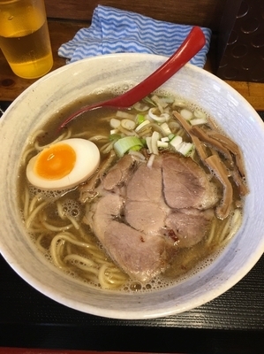 「煮干しそば700円(大盛り無料)」@高級煮干し 別品の写真