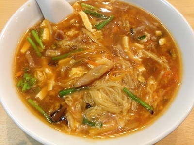 「酢辛味ラーメン」@中華家庭料理 欣来の写真