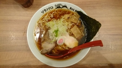 「江戸式中華そば（￥800）」@ソラノイロ NIPPONの写真