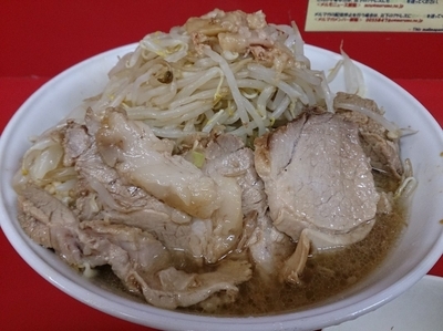 「小ラーメン豚入り」@ラーメン二郎 茨城守谷店の写真