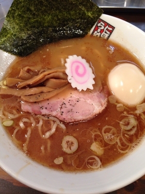 「味玉煮干しラーメン」@煮干しらーめん 玉五郎 東京新宿店の写真