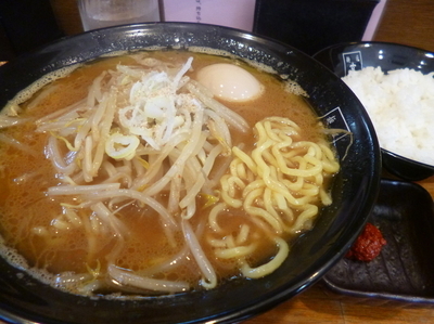 「味噌らーめん+煮たまご」@麺匠 玄龍の写真