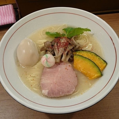 「【秋の限定】鯛そば秋味 ～白味噌仕立て～ ＋味玉」@鯛塩そば 灯花 本店の写真