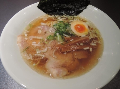 「金色煮干し中華そば」@麺屋 愛心 吉町店の写真