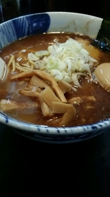 「濃厚魚介らーめん(大盛り無料)」@いっせいらーめんの写真