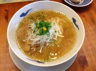 「柚しおそば」@麺や食堂 本店の写真