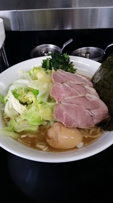 「チャーシュー麺大キャベツ味玉」@横浜家系らーめん 板橋家の写真