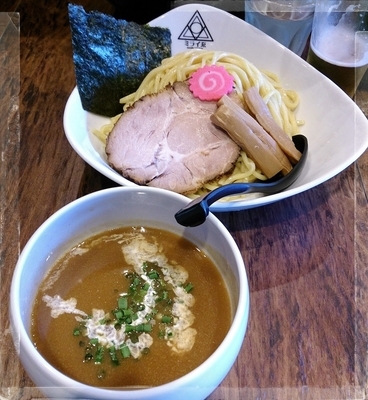 「濃厚SILKYつけ麺 880えん」@noodle kitchen ミライゑの写真