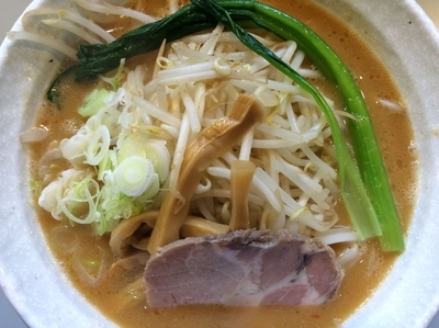 「豚骨味噌 730円（もやし+80円）」@初代  華龍の写真