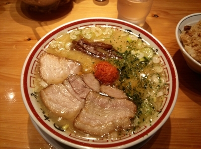 「山形辛味噌らーめん+ 特製肉めし」@田中そば店 秋葉原店の写真