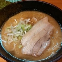 濃厚鳥骨ラーメン　醤油　750円