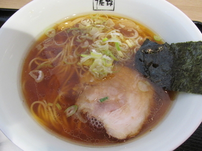 「醤油らぁ麺　「810円」」@自家製麺 佐野 イオンモール春日部店の写真