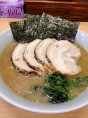 「真打チャーシュー麺中盛900円硬め濃いめ、キャベチャ150円」@真打の写真