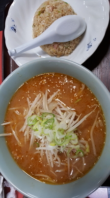 「みそラーメン＋半チャーハン」@玉米家の写真