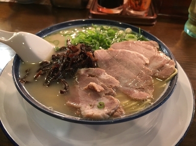 「ラーメン （＋替玉）」@博多ラーメン しばらく 日本橋店の写真