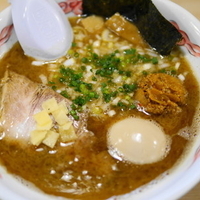 羅麺 細麺＋サービス味玉