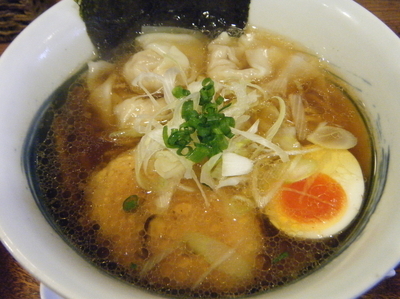 「わんたんめん(醤油)830円」@らーめん HOMEの写真