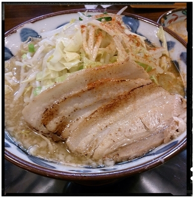 「こってり和風豚骨麺 874えん」@三宝亭 与野本町店の写真