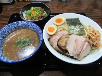 「味玉煮干つけ麺（９３０円）＋大盛＋他」@二代目 むじゃきの写真