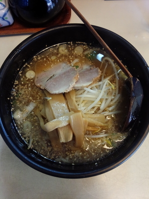 「醤油ラーメン（600円）」@黙古寿の写真