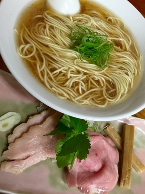 「【夜の部･数量限定】鴨出汁中華そば（薄口醤油）￥750」@中華そば よしかわの写真