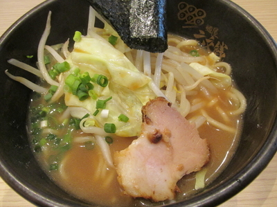 「ミニ中華そば　「480円」」@麺屋 六文銭の写真