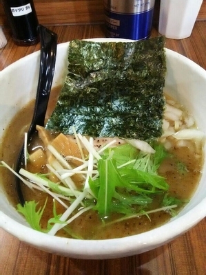 「濃厚中華そば 500円(クーポン使用)」@中華そば 伝堂の写真