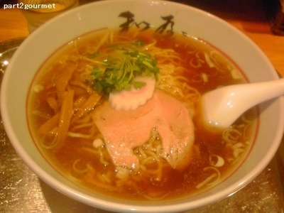 「らーめん 中 (830円)」@魚介醤油らーめん 和屋の写真